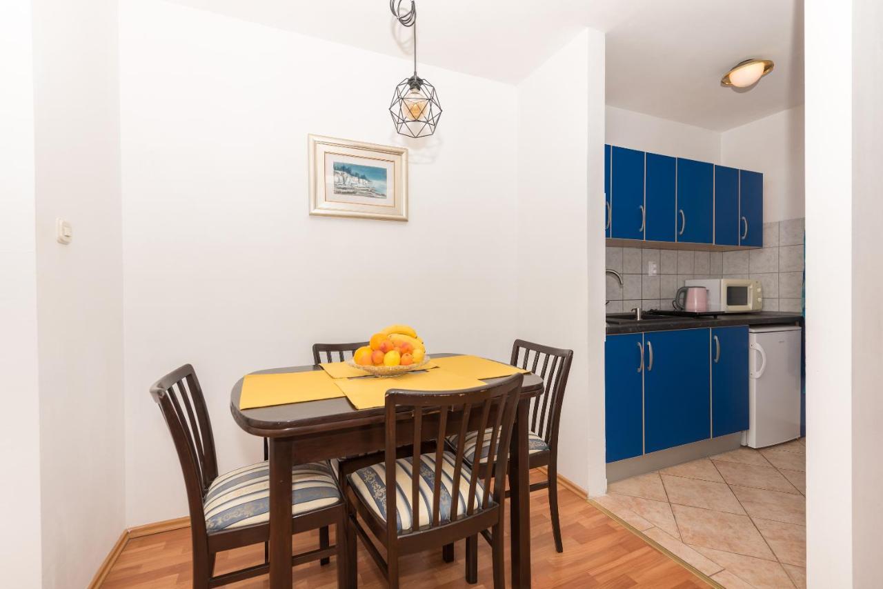 Apartments Zoka Makarska Exterior foto