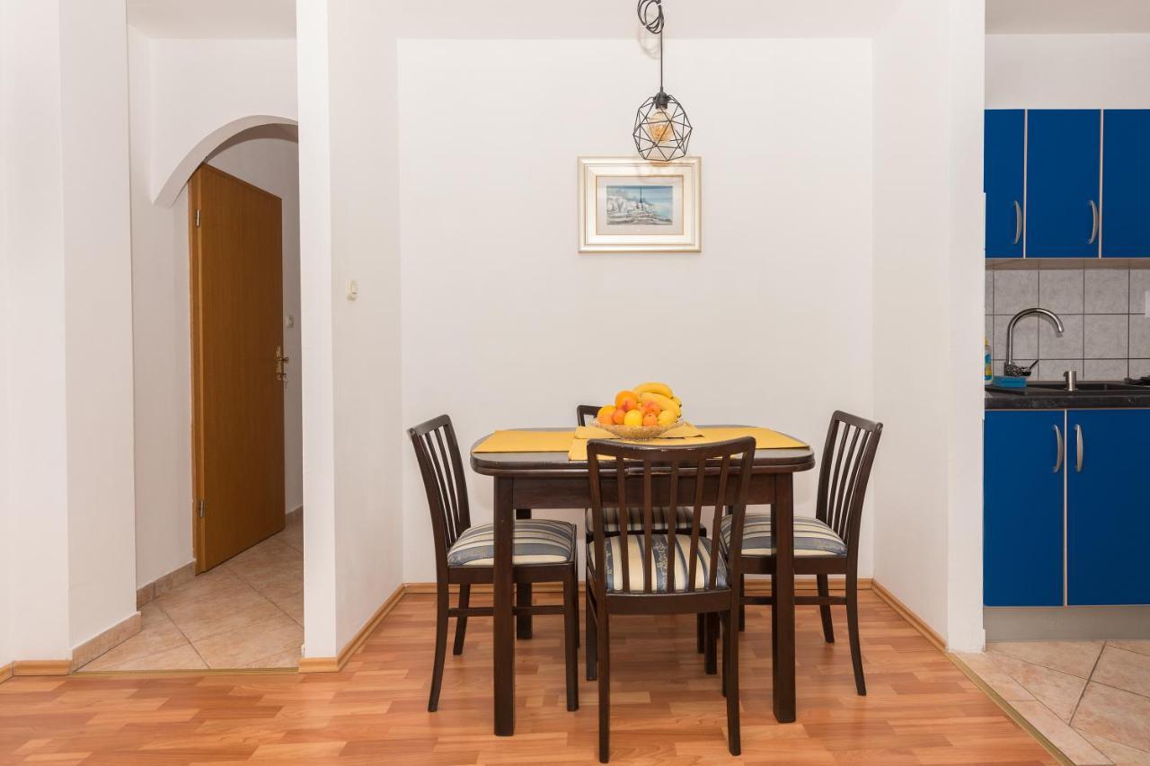 Apartments Zoka Makarska Exterior foto